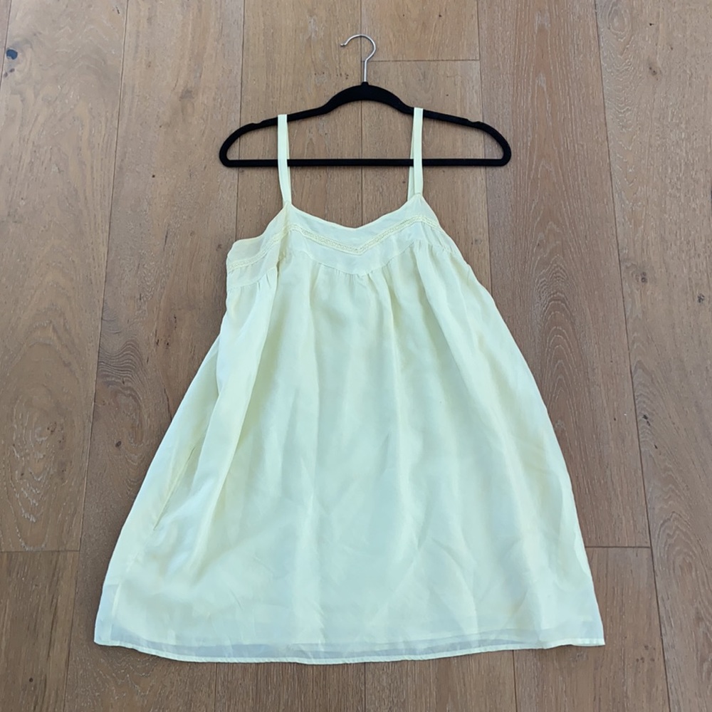 Velvet by Graham and Spencer Silk Dress - Picture 4 of 8